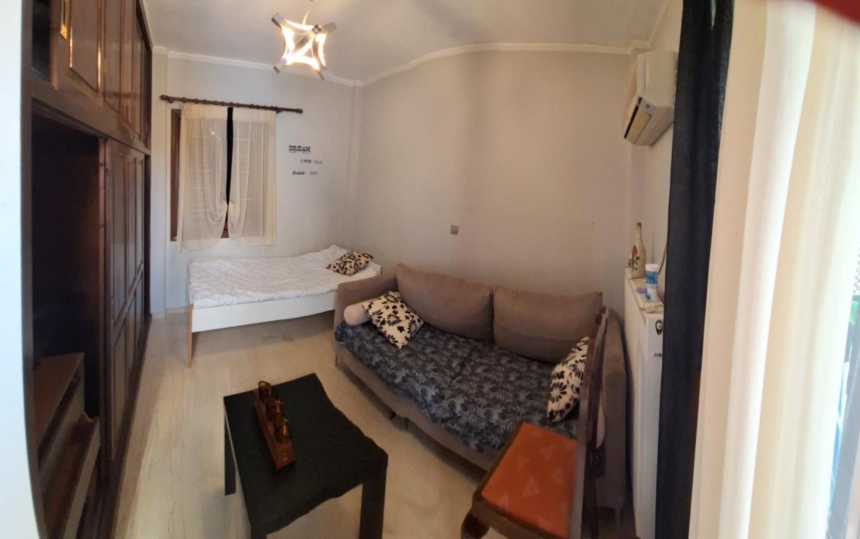 Petroupoli Apartments Афины Экстерьер фото